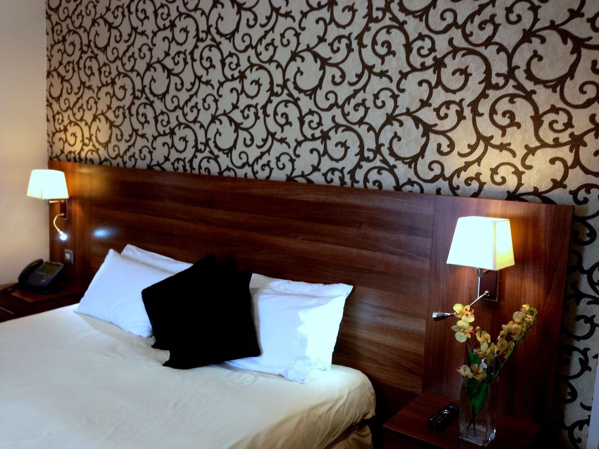 Ely House Hotel Вулвергемптон Экстерьер фото